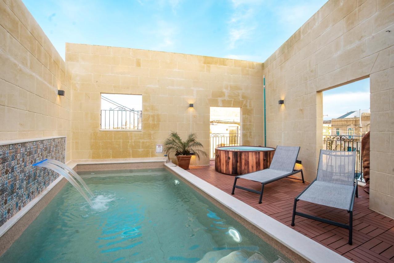 Narcisa - Luxury 3Br Traditional House With Pool, Cinema & Hot Tub Xaghra Exterior photo